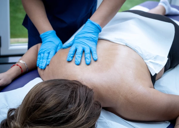 massage01 Physiotherapy - Shoulder and Back Massage